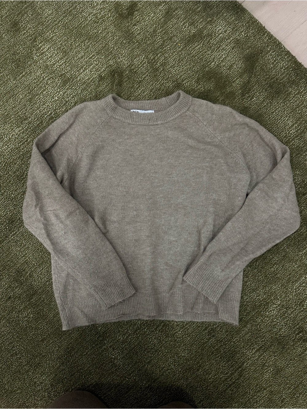 Zara Women's Crewneck Sweater in Olive Taupe